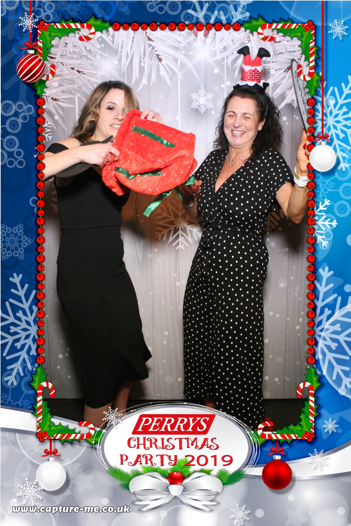 Perrys Aylesbury Christmas Party | View more photos from the event at gallery.capture-me.co.uk/u/Capture-me/Perrys-Aylesbury-Christmas-Party